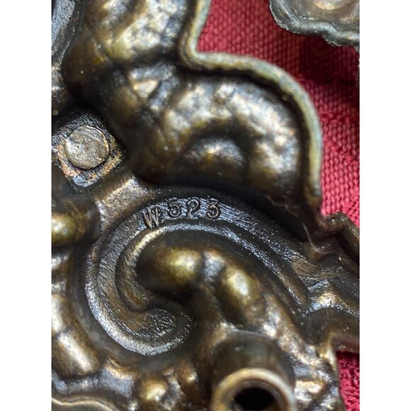 Elegant Vintage Black Cast Iron Drawer Pulls With Ornate Design - Set Of 5 - Picture 8 of 10